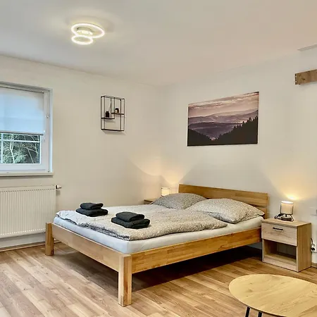 Hurby Apartments Lägenhet Jáchymov
