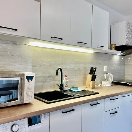 1041 By Mountain Ways Apartament *