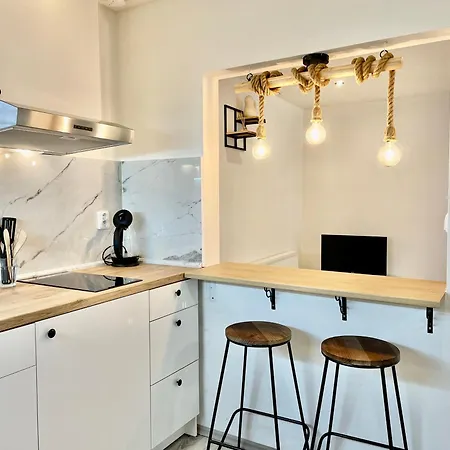 1041 By Mountain Ways