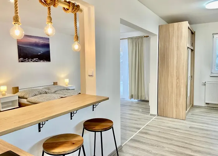 1041 By Mountain Ways *