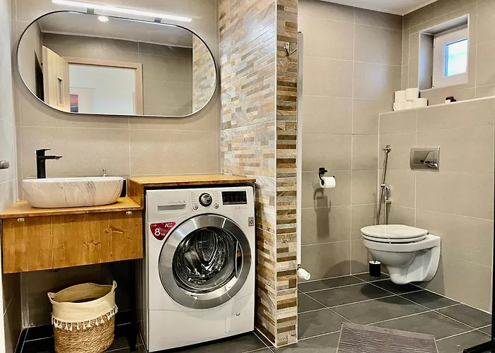 1041 By Mountain Ways *